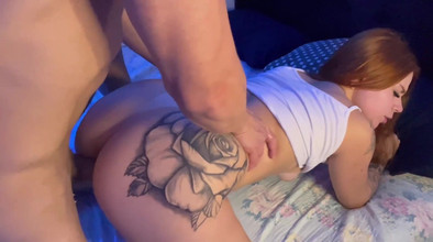 Jenni Faria: El novio de mi amigo me folló a cuatro patas...