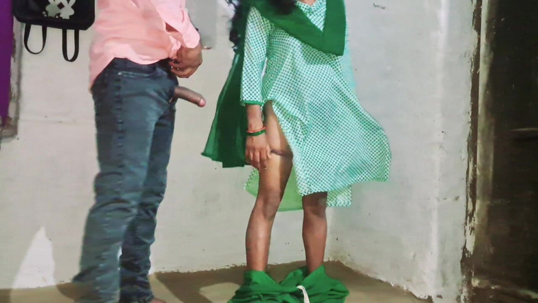 Trilokinath: Studentka dostaje głębokie ruchanie i ssanie nauczyciela