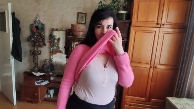Hairy Homemade Amateur Orgasms: Despir minha roupa, revelando minha buceta peluda e peitos flácidos, 43...