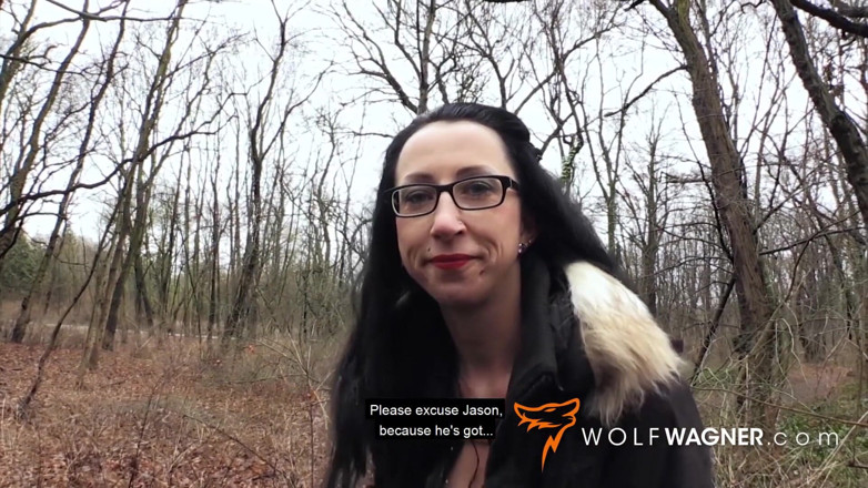 Wolf Wagner Com: 공원에서 후배위 스타일 따먹히는 Stella와 핫한 정액 삼키기!