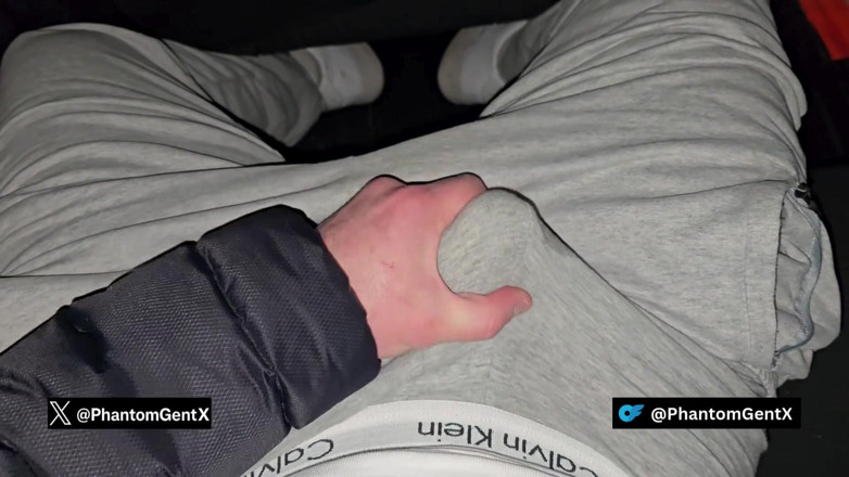 PhantomGentX: Garoto alemão com precum em cinza CK se masturba no...