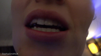 SophiaSmithUK: ASMR wielki pocałunek