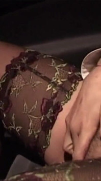 Mature blonde lady outdoor fingering