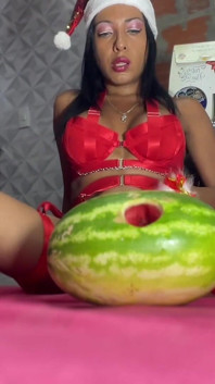 Mein nachbar hat mir ein geschenk für weihnachten gegeben