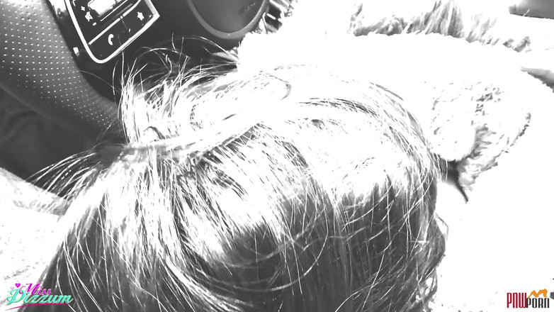 PNW Porn: Ședință foto în Woods umplută cu spermă și pișată