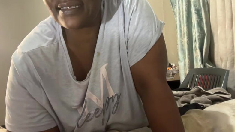 Legendary Booty Overdose: Ssbbw da đen thoát y và dằn vơ máy rung