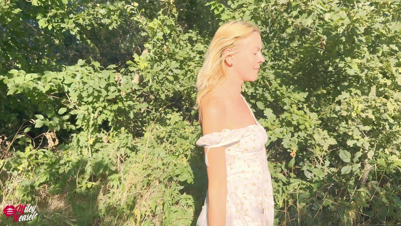 Miley Weasel: くそ...もちろんまた同じことが起きる!見知らぬ男が私を抱いてチャンスを逃した!