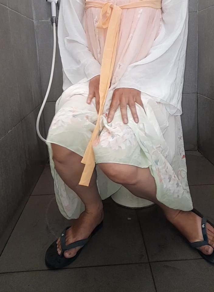 Naomisinka: Crossdresser spust ubrany w uroczą chińską sukienkę Hanfu