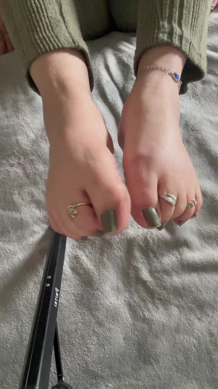 Maitresse Clara: मेरे खूबसूरत पैरों के सामने 8 मिनट की शुद्ध खुशी