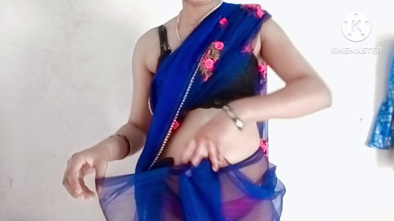 Ankurpriya000: Hete Bhabhi open badend toen stiefbroer betrapt op het zien...