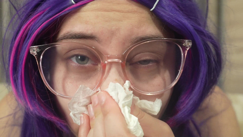 AmayaMori: Ik probeer mijn niezen vast te houden, maar het verandert...