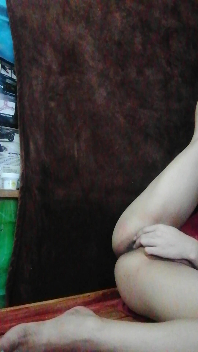 I Wish Daddy Was Looking for Me Here in My Room (Reyna Alconer)