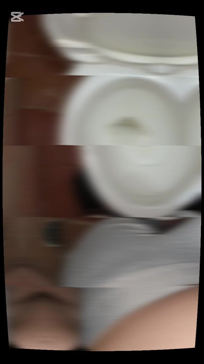 charlessteel: 호기심 많은 트윙크가 소변 싸고 자위하는 모집