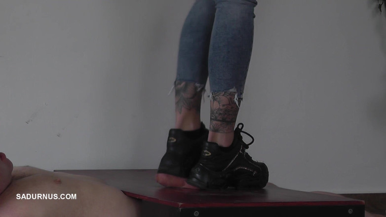 Sadurnus: Paní Cleo Happy Dokončovací Rozdrcení!