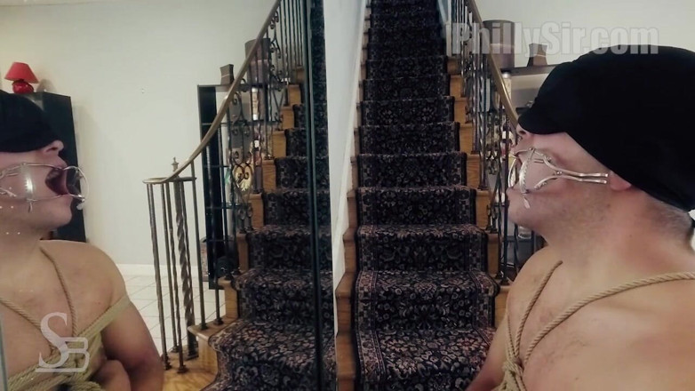 Philly Sir Videos: Глаза в спальне: Jockboy учится сосать