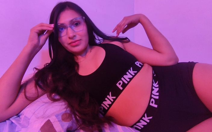 Teen sex 66: मेरी सेक्सी लैटिना सौतेली बहन का सुंदर शरीर