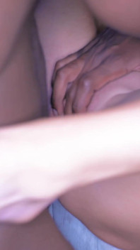 Pool-bbc-gangbang für blonde schlampe einhorn mit teamkameraden