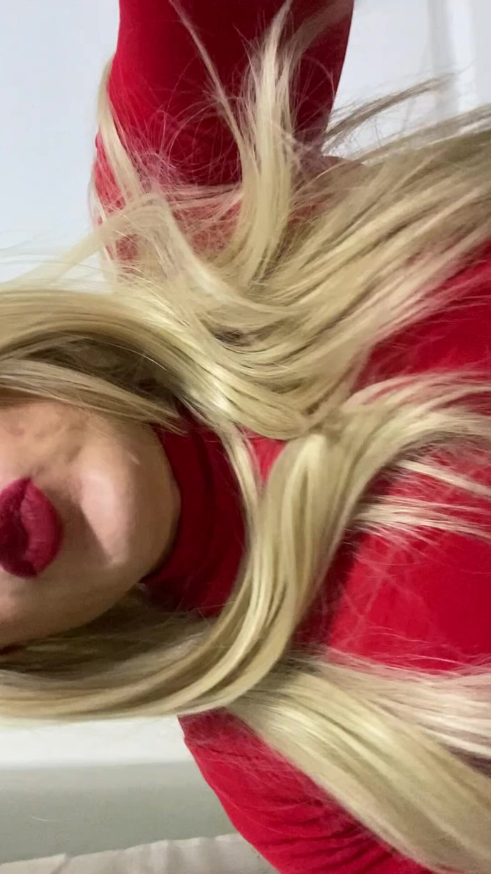 MadisonCD2025: Travestit efeminat picură spermă și gust și apoi vorbește murdar la cameră