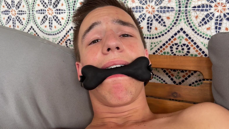 Amateur Guys Fuck: Agf03: dos chicos jóvenes calientes llevan sus fantasías al límite