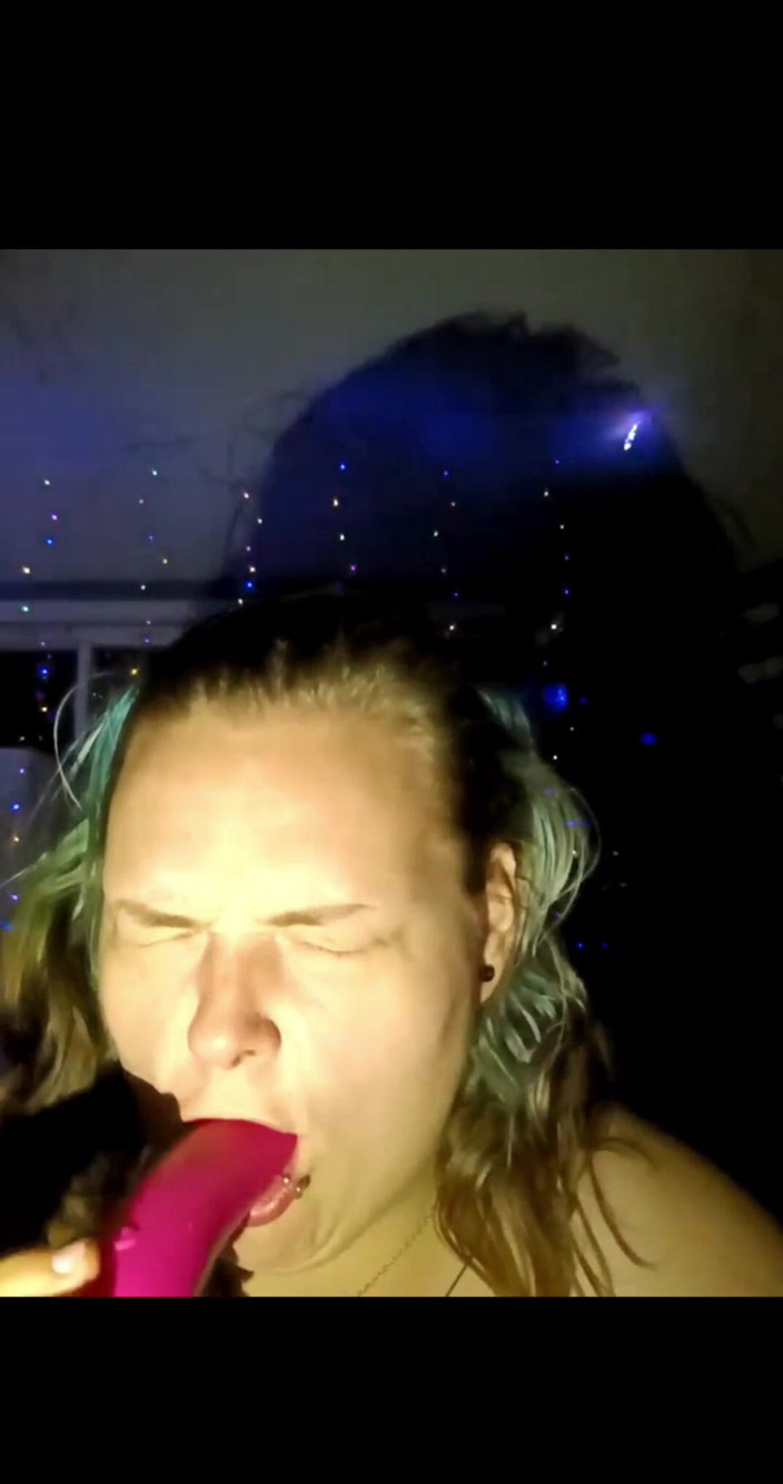 Pain princess studio: Munkavle på dildo