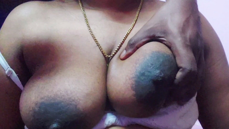 Desi Mohini: La vicina piccante kajal india fa sesso hardcore.