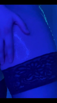 Jucie girl's ass