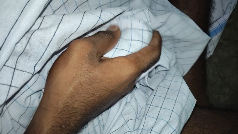 Syed: New Hindi Tamil Boy Kai Adithal Lund Mera Like Wala...
