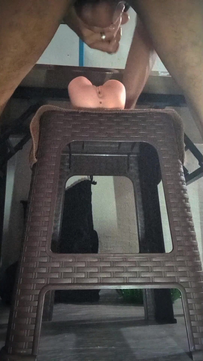 Rouge_eastson: Mi scopo la mia figa giocattolo