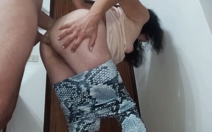 Winonna8: सौतेली माँ असफल साबित करती है कि वह रंडी नहीं है