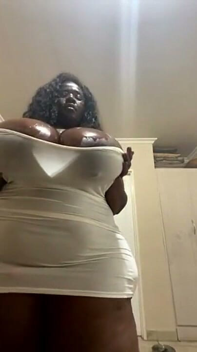Legendary Booty Overdose: Strip Me Naked