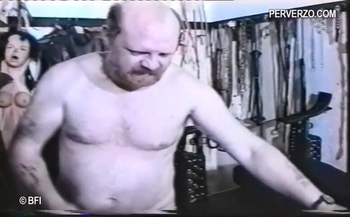 House of lords and mistresses in the spanking zone: Compilación Sm - compilación de videos bdsm vintage