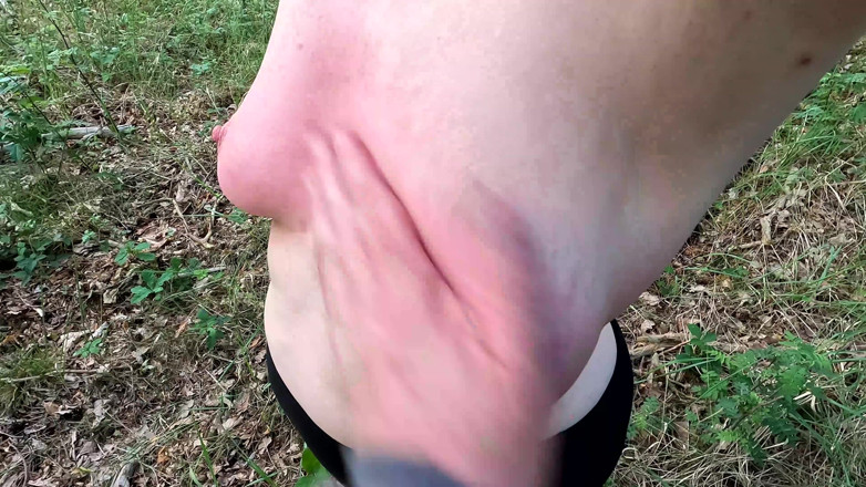Bouncy Tits Action: ティットスラップ1の世界記録を目指してトレーニング 第6部