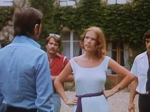 European Classics: Brigitte Lahaie, Annouchka Y Marion Webb En La Escena 8: secrétaire...