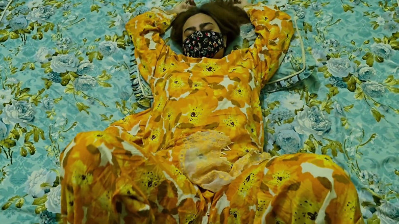 Faryal: La bella zia pakistana invita un ragazzo caldo con un...