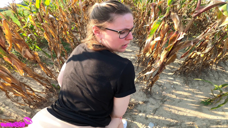 Mana310: Scopami nel campo e vieni dentro di me