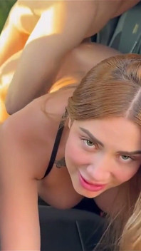 Famosa Mujer Colombiana Teniendo Sexo Con Un Extraño Que Conoció En Una Aplicación - Sara Rubia
