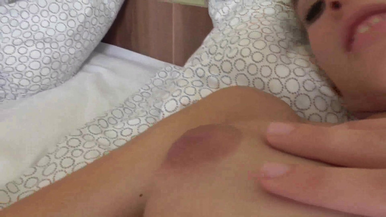 Femdom Austria: Удивительные юные близняшки трахаются с жестким хуем