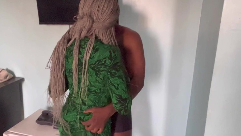 Itxbush: MILF Had Her Asshole Roughly Fucked by BBC