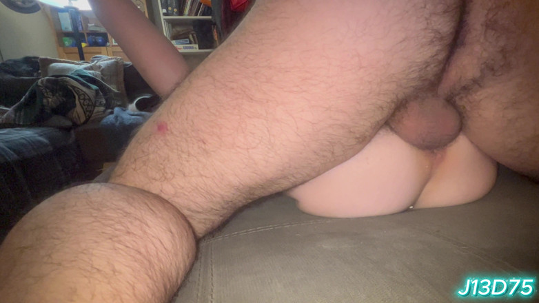 J13D75: Cette blonde sexy essaye de ne pas tomber enceinte pendant...