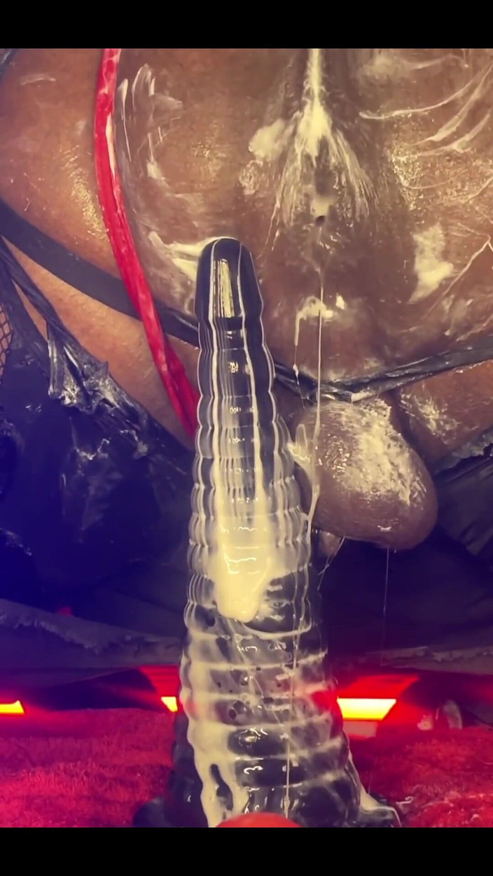 DipsoDeep: Dipsodeep lelaki bawah krim lubang pantat dengan dildo besar - latihan...