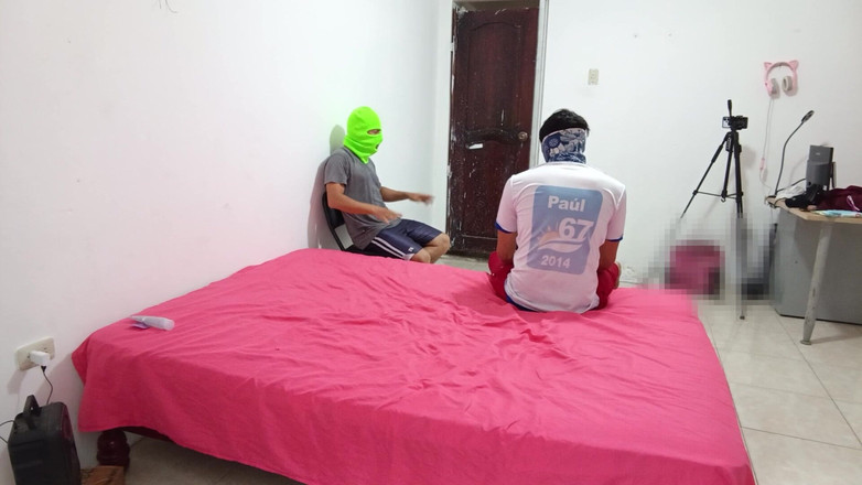 NEGRITA SEXY: Facciamo questo video porno per vedere cosa accade! Se va...