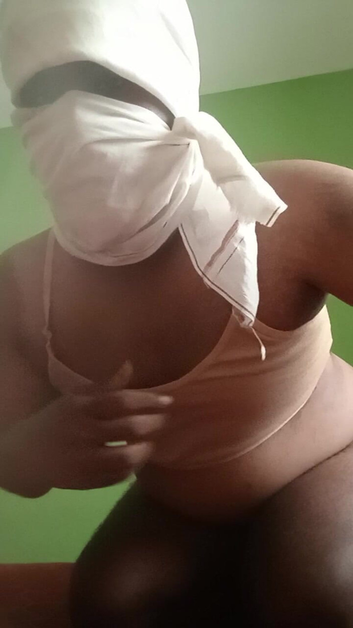 Malvika Mal: Sexy Ass