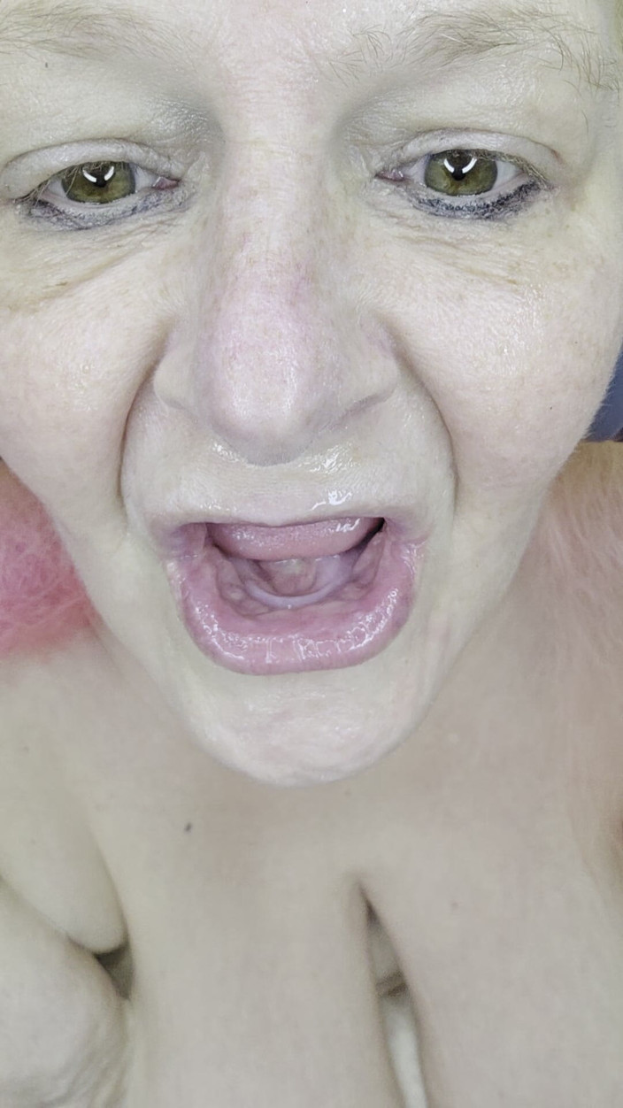 HerculesnVENUS: Lezbiyen tounge eylemi onların tatmini