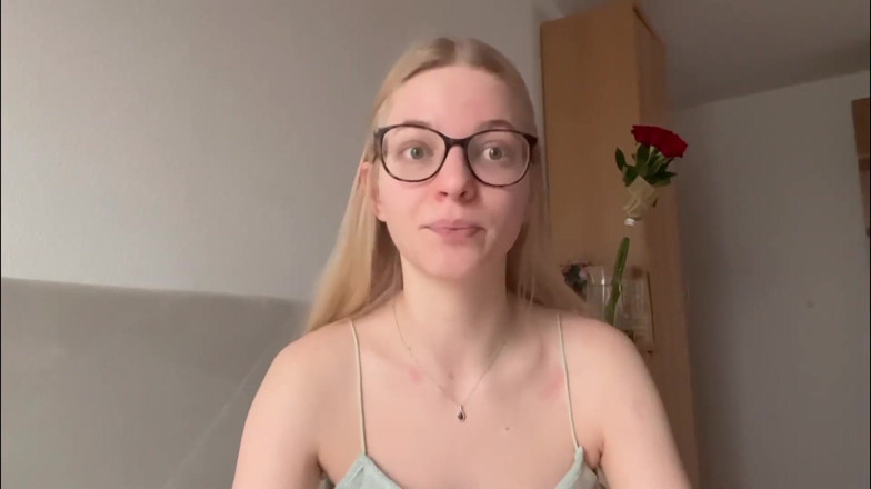 Goddess_Bella_Rae: Proč je tolik dospělých mužů submisivní