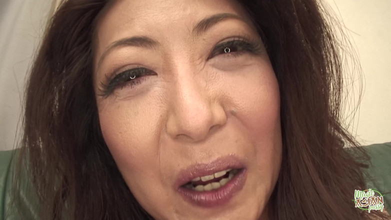 Magic Asian Pussy: Japonka se nemůže nabažit tohoto ptáka pro sebe a udělá...