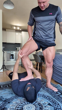 Trampling & Muscle Body Worship