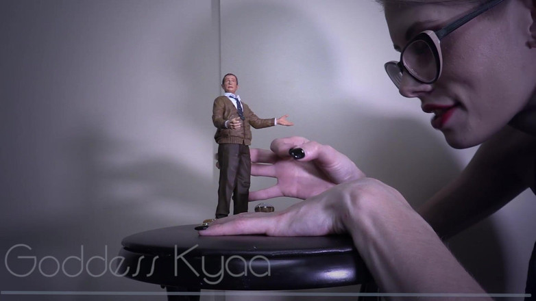 Kyaa Chimera: Giantess trừng phạt sweaterbitch