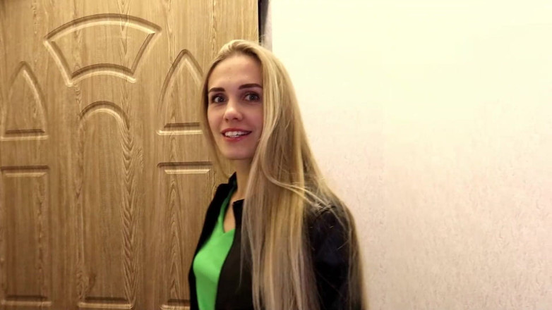 Syd_dnansy: Подруга пришла навестить его жену и занялась отличным сексом в маленьком