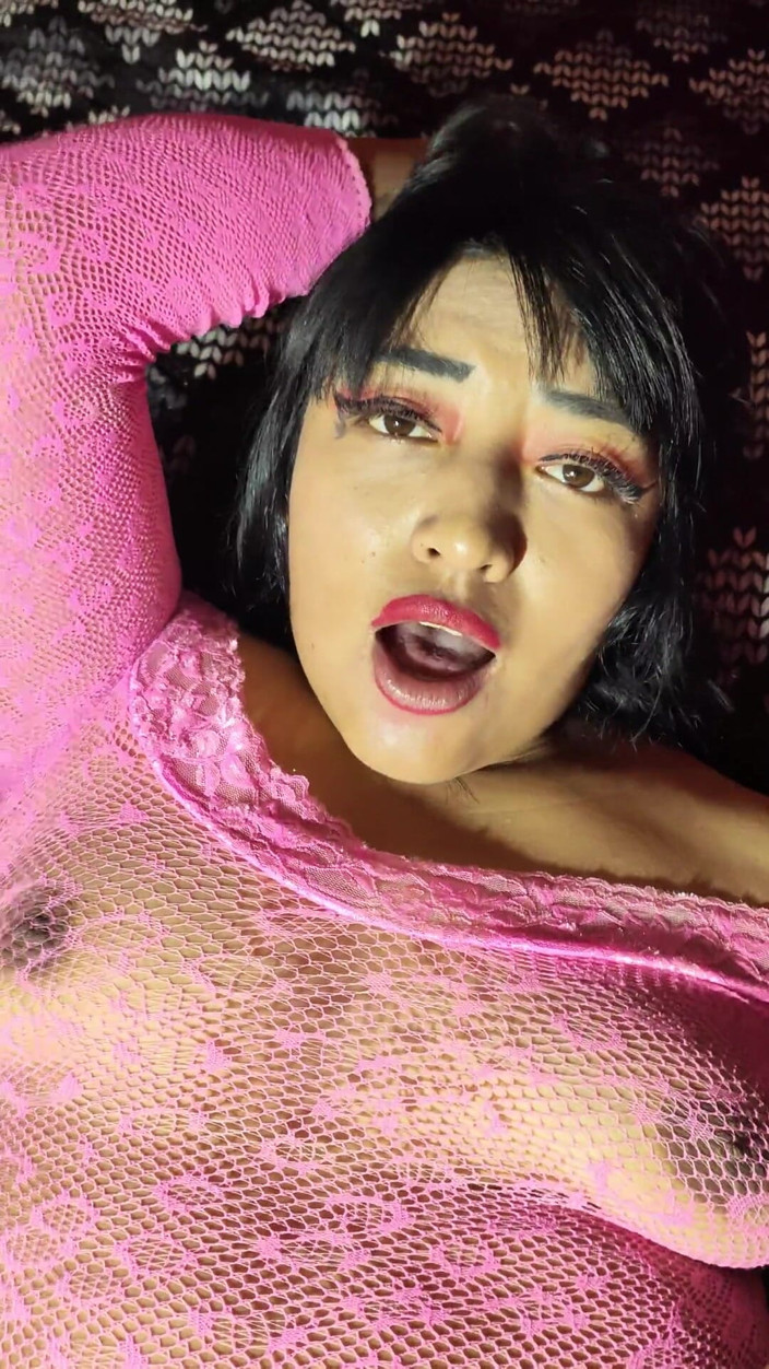 Karla love: Karla Love explodeert met creampie met grote kont