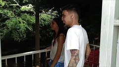 Jamesxd1010: 我走进我新邻居的房子，说服她在没有丈夫的情况下做爱 - jhondick10